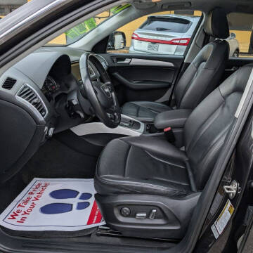 2016 Audi Q5 2.0T quattro Premium