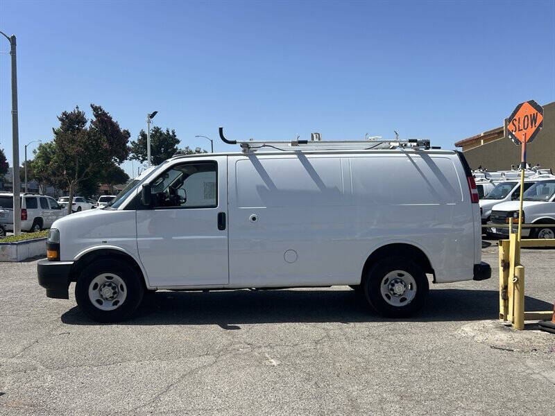 2018 Chevrolet Express 2500