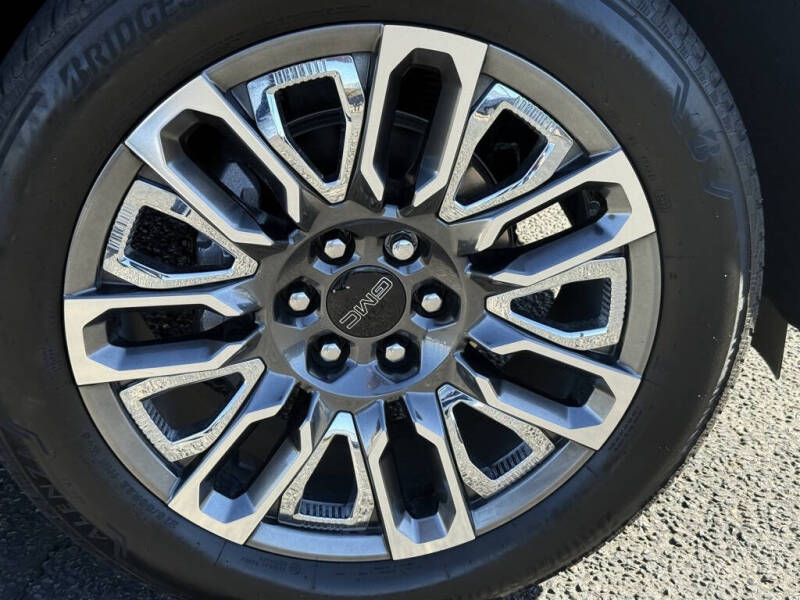 2024 GMC Yukon XL Denali Ultimate