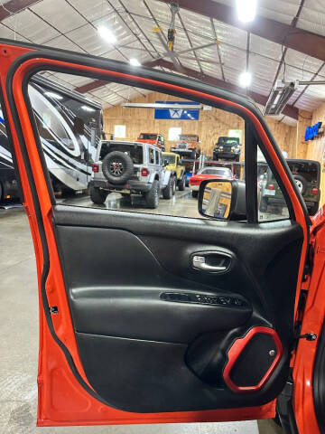 2017 Jeep Renegade Trailhawk