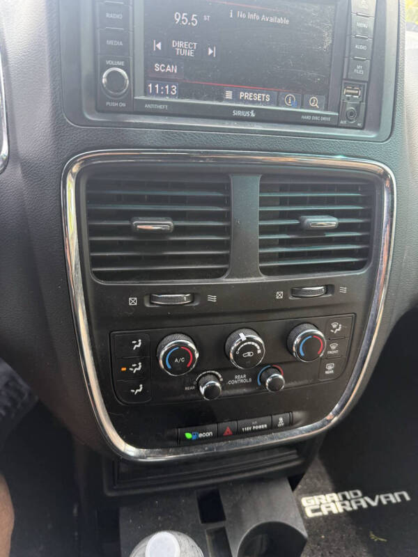 2017 Dodge Grand Caravan SE Plus