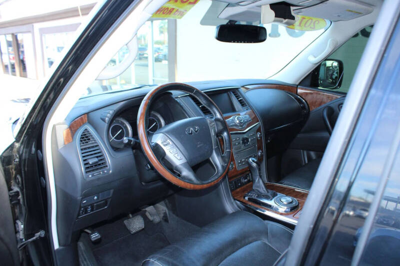 2019 Infiniti QX80 Luxe