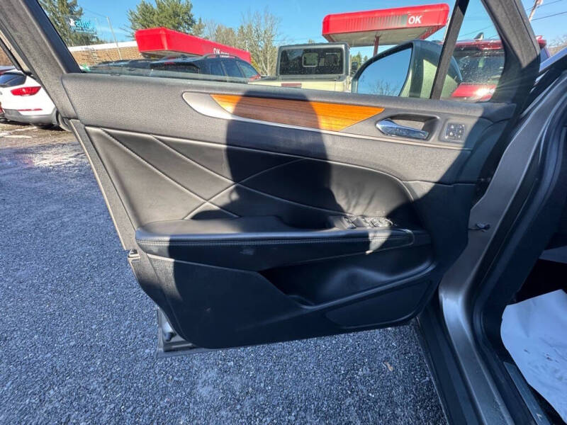 2017 Lincoln MKC Select