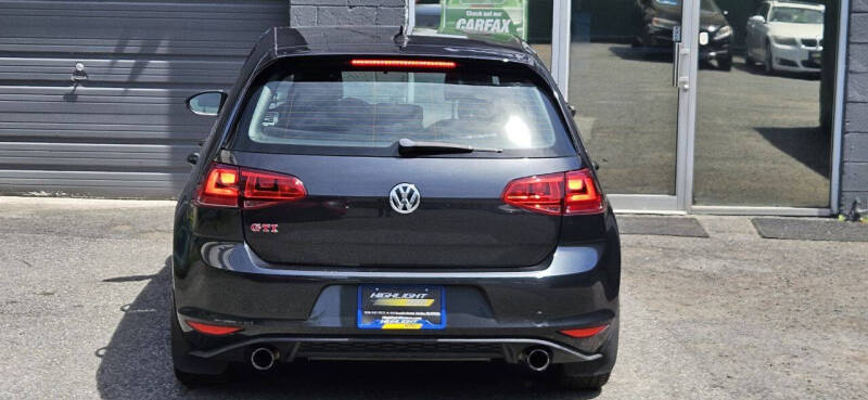 2016 Volkswagen Golf GTI SE