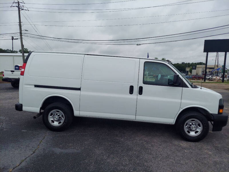 2021 Chevrolet Express 2500