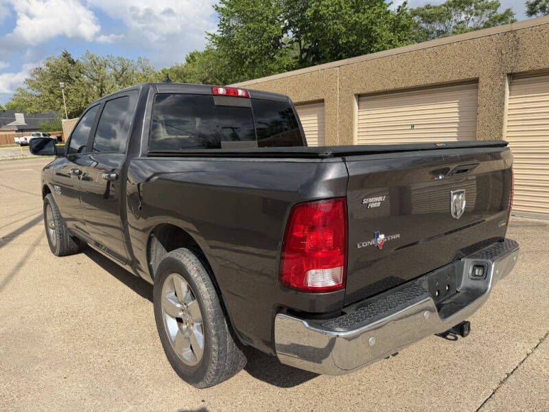 2017 RAM 1500 SLT