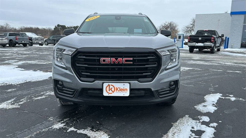 2024 GMC Terrain SLT