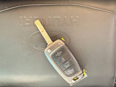 2019 Hyundai Santa Fe SE 2.4L