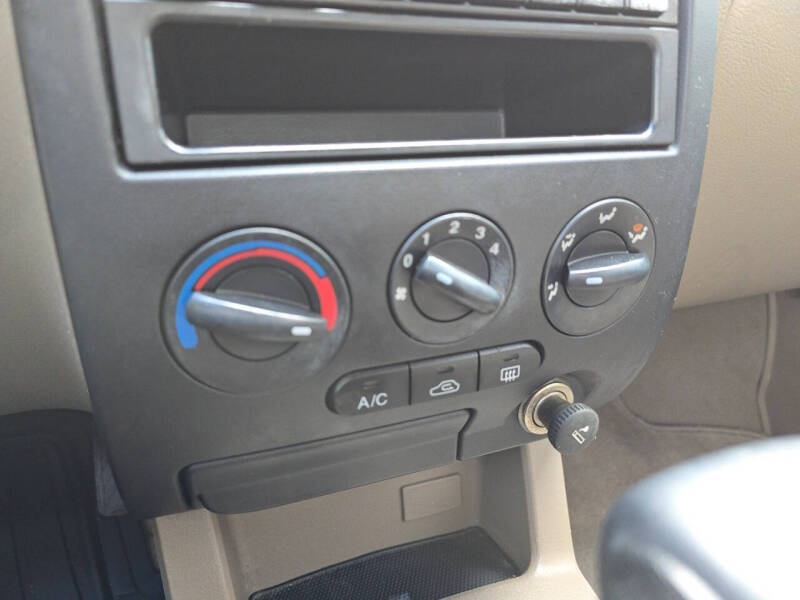 2003 Kia Rio