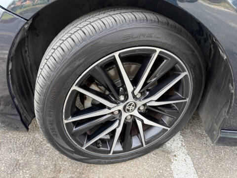 2018 Toyota Camry SE