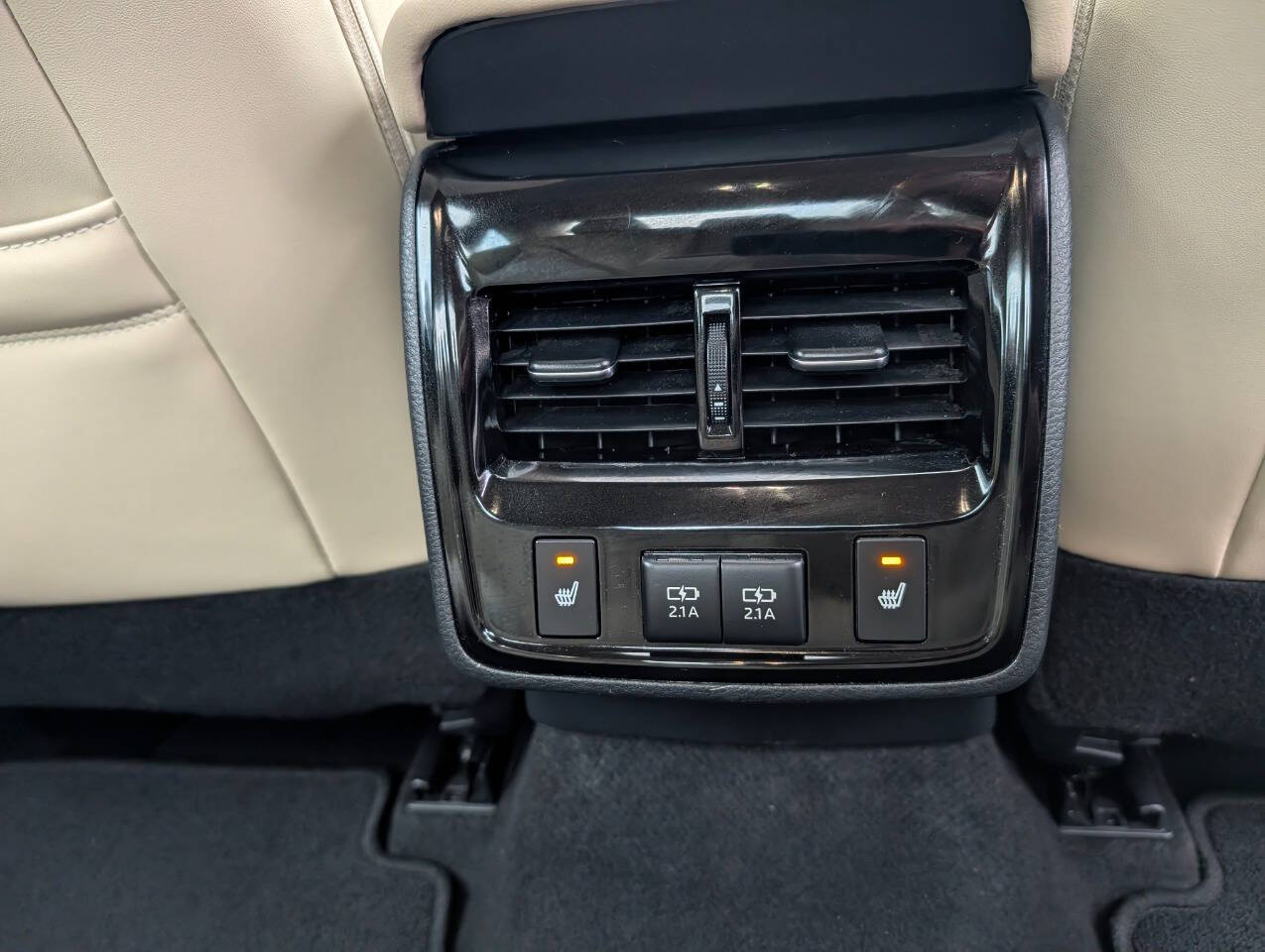 used 2019 Toyota Avalon Hybrid car, priced at $29,999