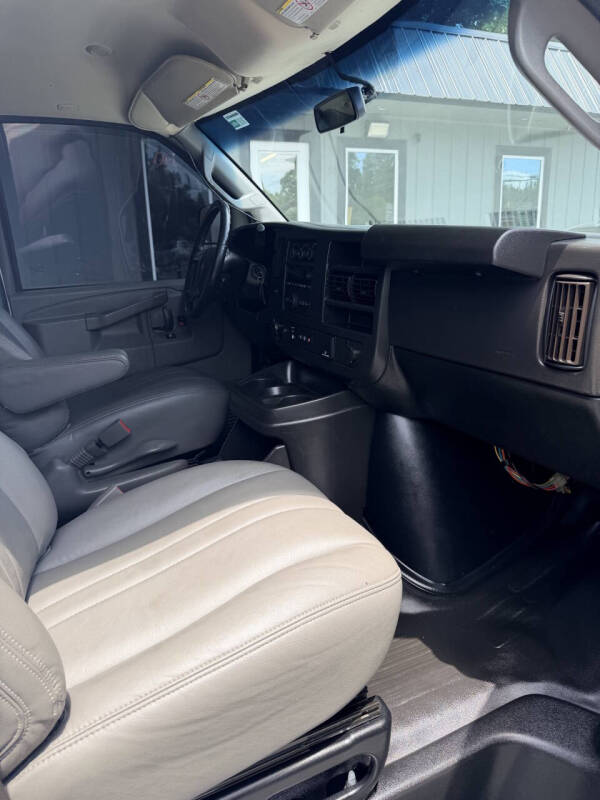 2019 Chevrolet Express 2500