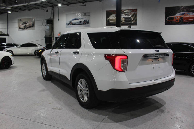 2022 Ford Explorer