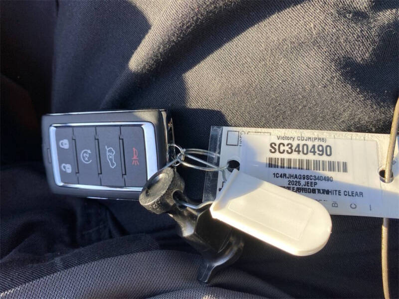 2025 Jeep Grand Cherokee Altitude X