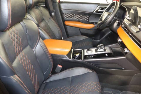 2024 Mitsubishi Outlander PHEV SEL