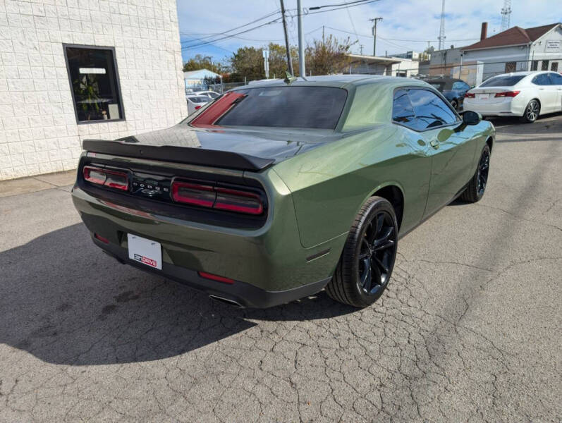 2018 Dodge Challenger SXT