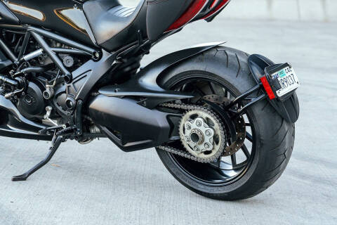 2011 Ducati Diavel