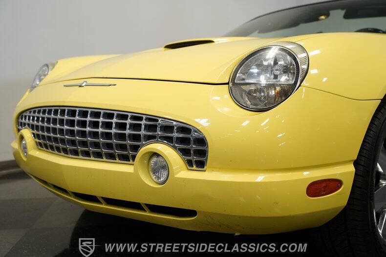 2002 Ford Thunderbird Deluxe