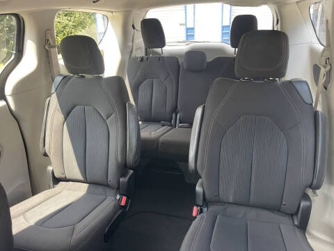 2017 Chrysler Pacifica LX