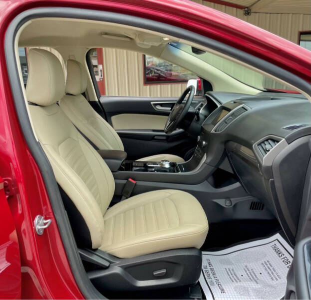 2020 Ford Edge SEL