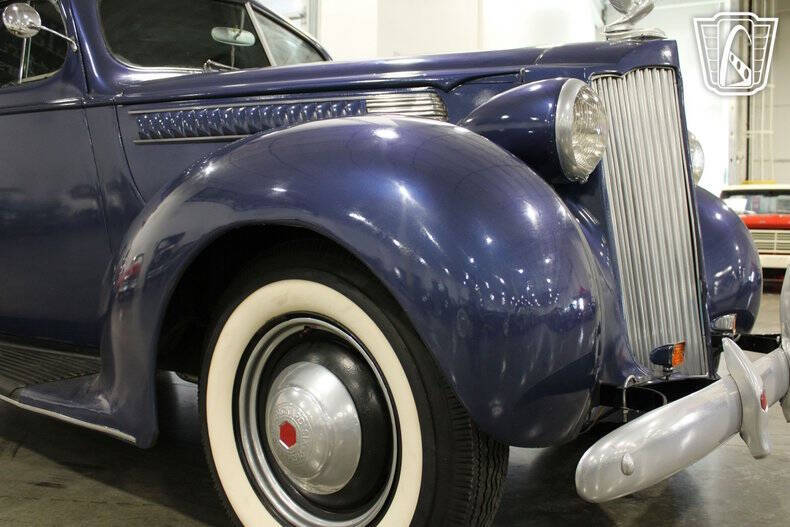1939 Packard Six