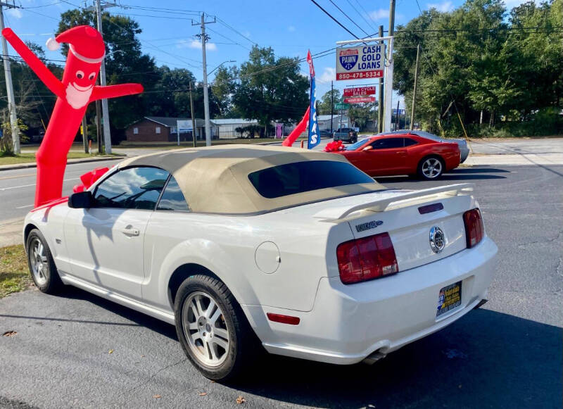 2005 Ford Mustang GT Premium