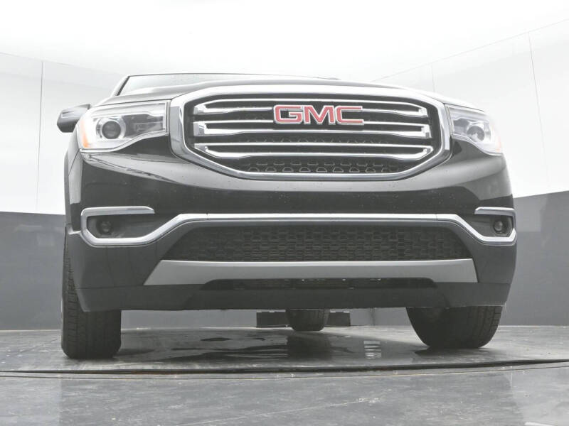 2017 GMC Acadia SLE-2