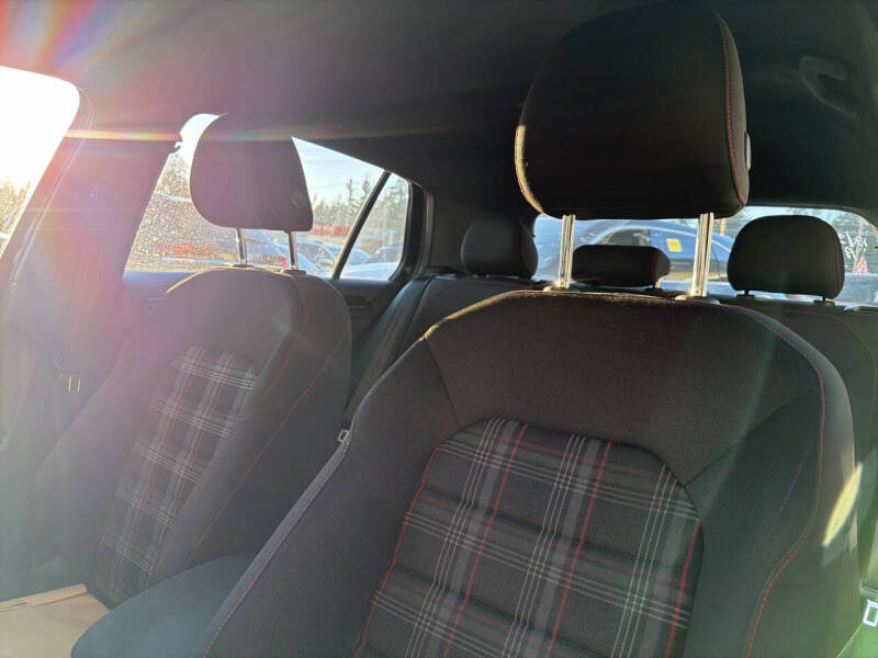 2017 Volkswagen Golf GTI Autobahn