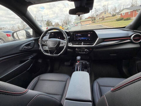 2025 Chevrolet Trax RS