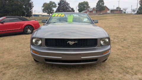 2006 Ford Mustang V6 Standard
