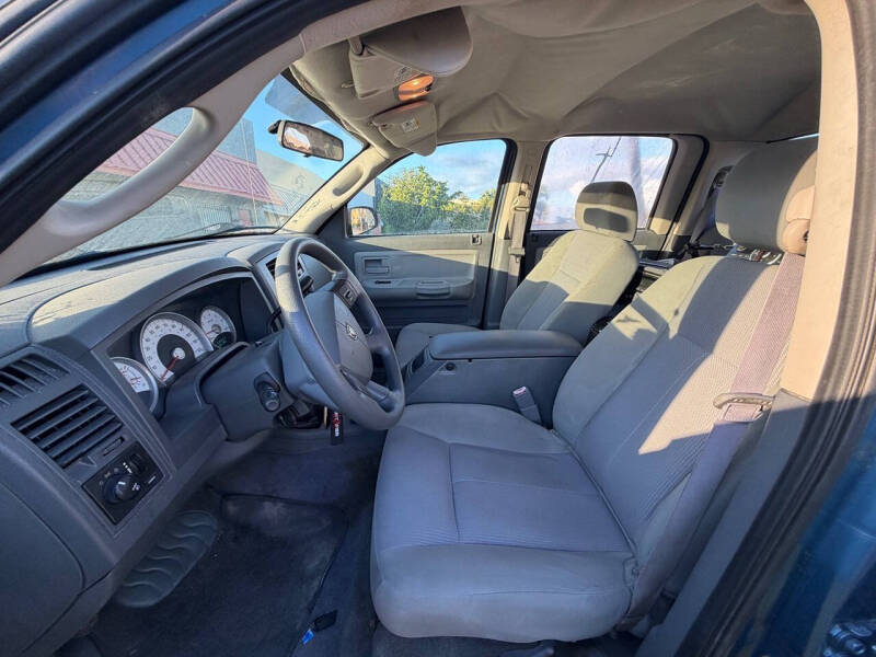 2006 Dodge Dakota SLT