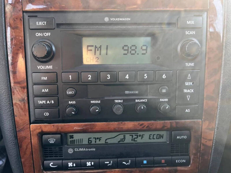 2003 Volkswagen Jetta GLX VR6