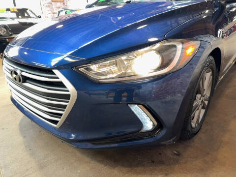 2018 Hyundai Elantra