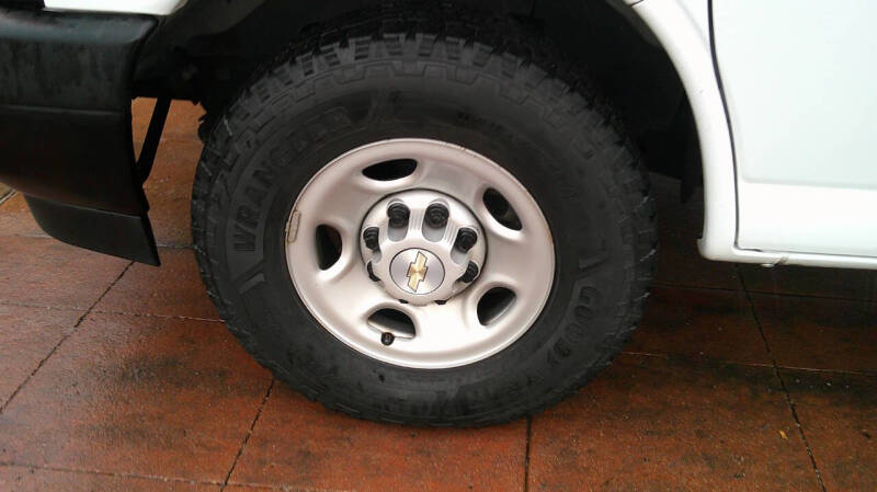 2022 Chevrolet Express 2500