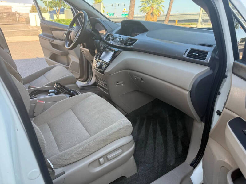 2017 Honda Odyssey SE