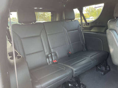 2022 Chevrolet Suburban LT