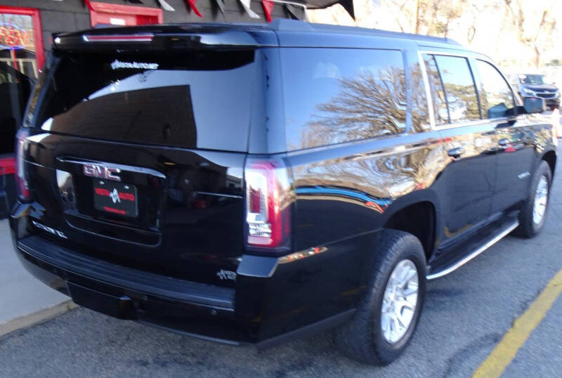 2018 GMC Yukon XL SLT