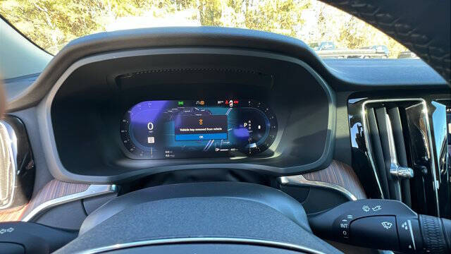 2024 Volvo S60 B5 Plus Dark Theme