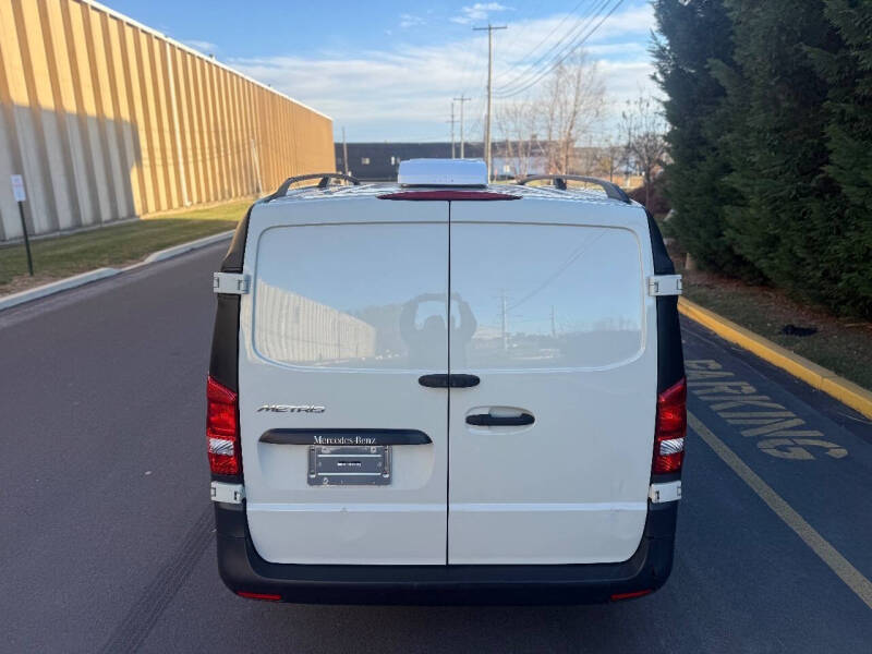 2016 Mercedes-Benz Metris