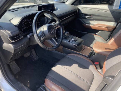 2022 Mazda MX-30 EV Premium Plus