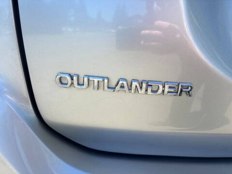 2020 Mitsubishi Outlander SEL