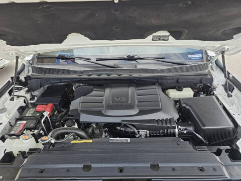 2022 Nissan Titan SV