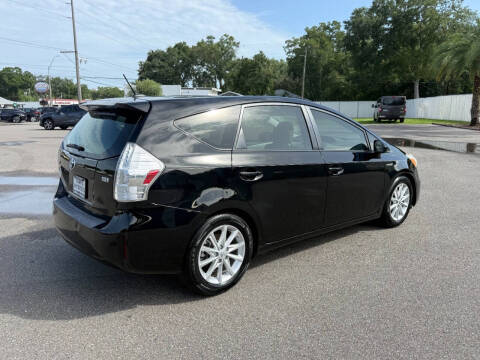 2012 Toyota Prius v Five