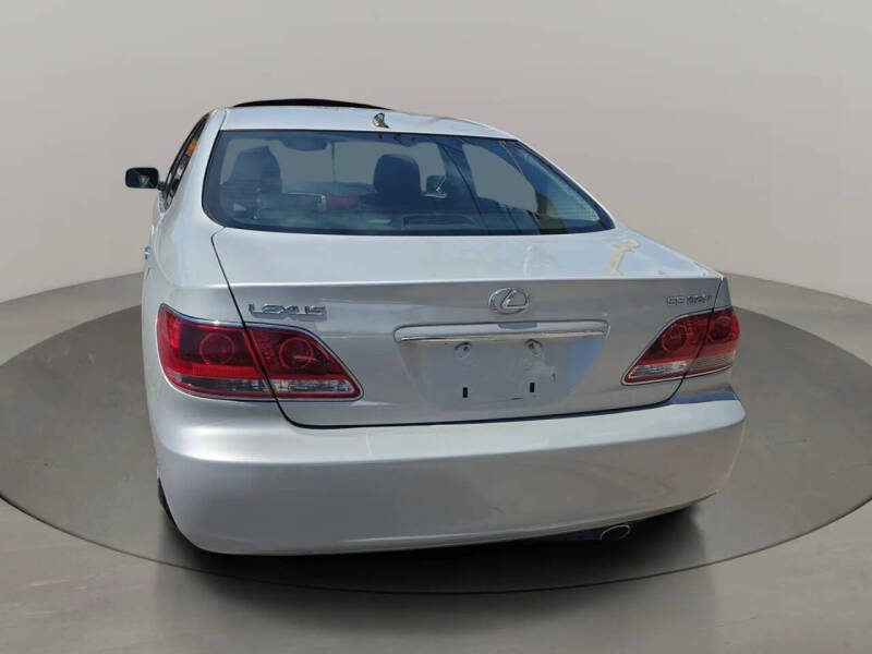 2005 Lexus ES 330