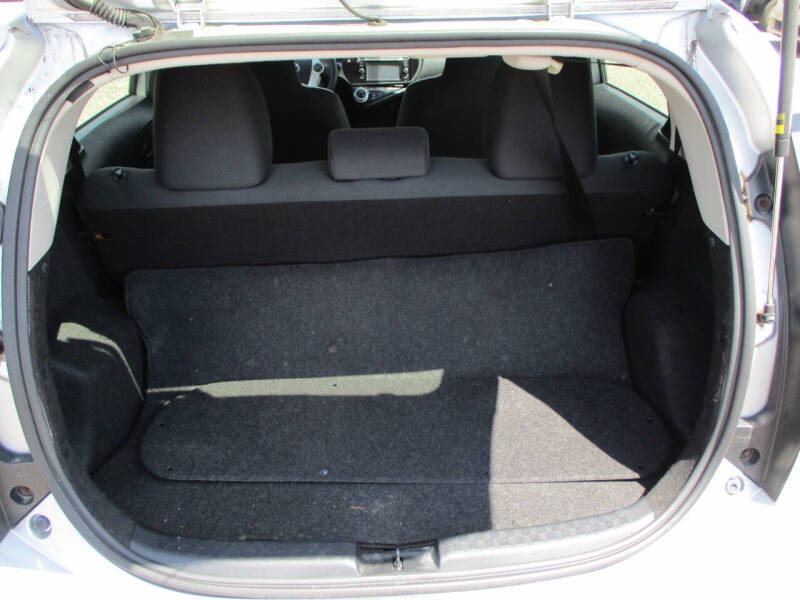 2015 Toyota Prius c Two