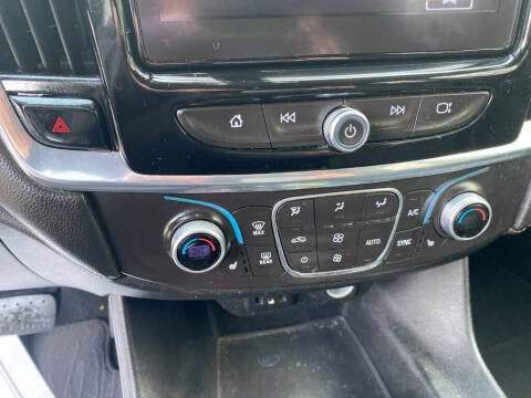 2018 Chevrolet Traverse LT Cloth