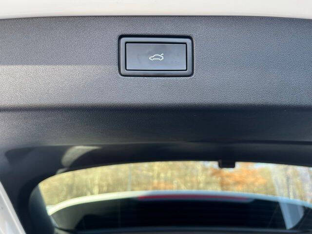 2025 Volkswagen Tiguan SEL R-Line 4Motion