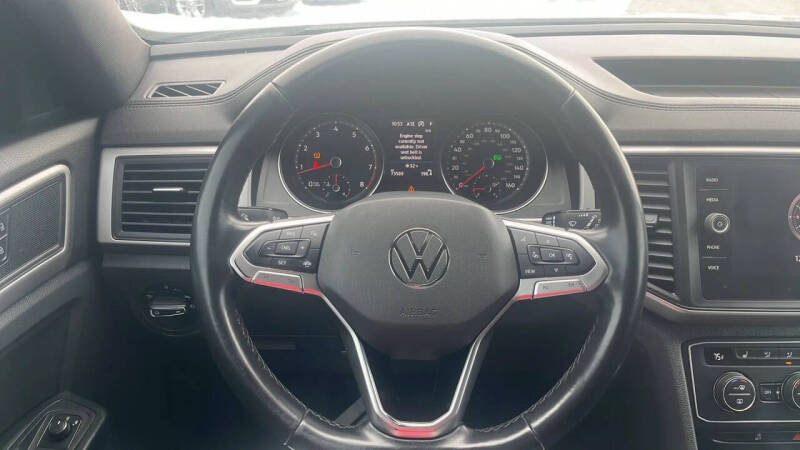 2020 Volkswagen Atlas Cross Sport SE 4Motion