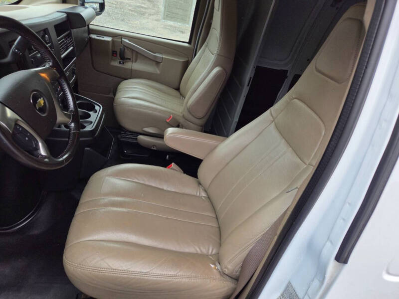 2019 Chevrolet Express 2500