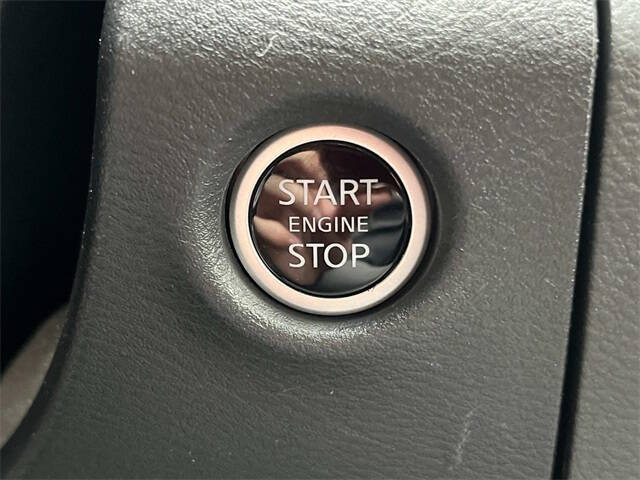 2025 Nissan Frontier PRO-X